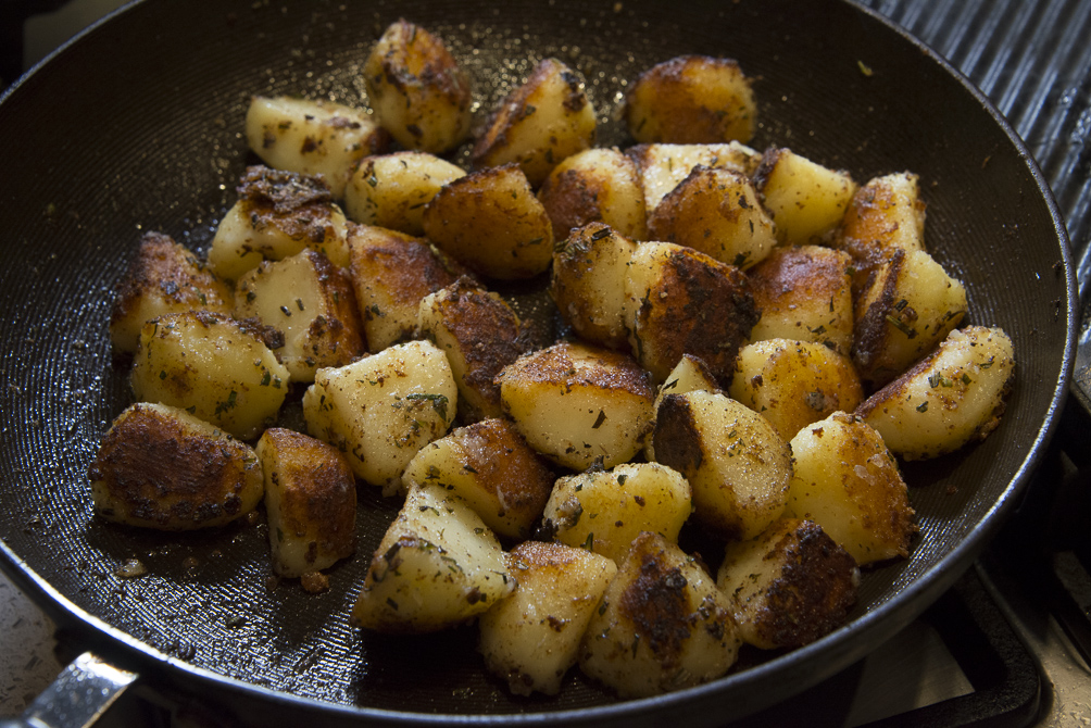 Saut�ed potatoes